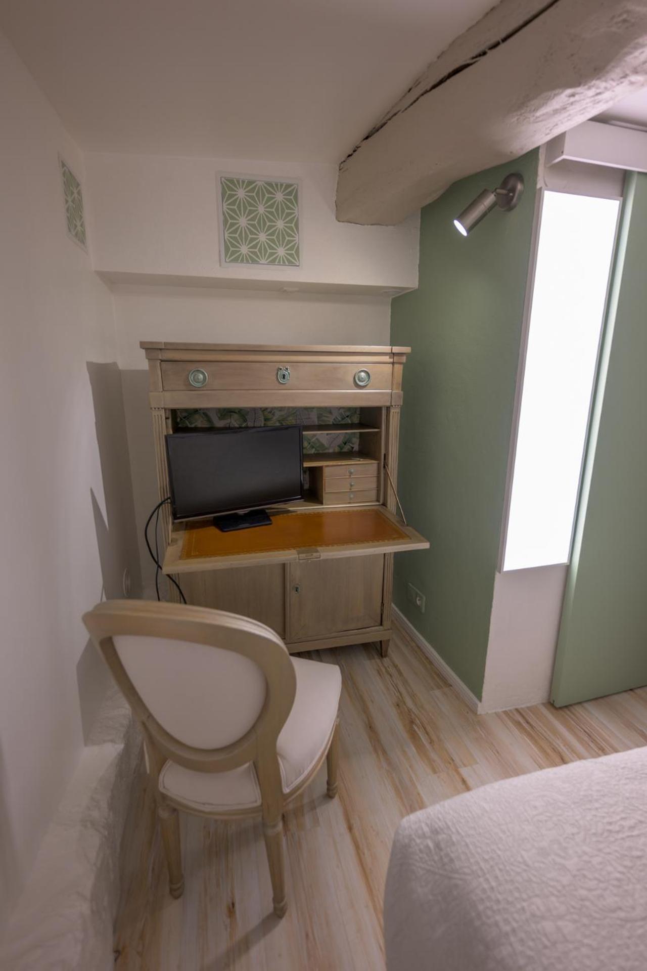 Cosy Flat In The Heart Of Village * Valbonne